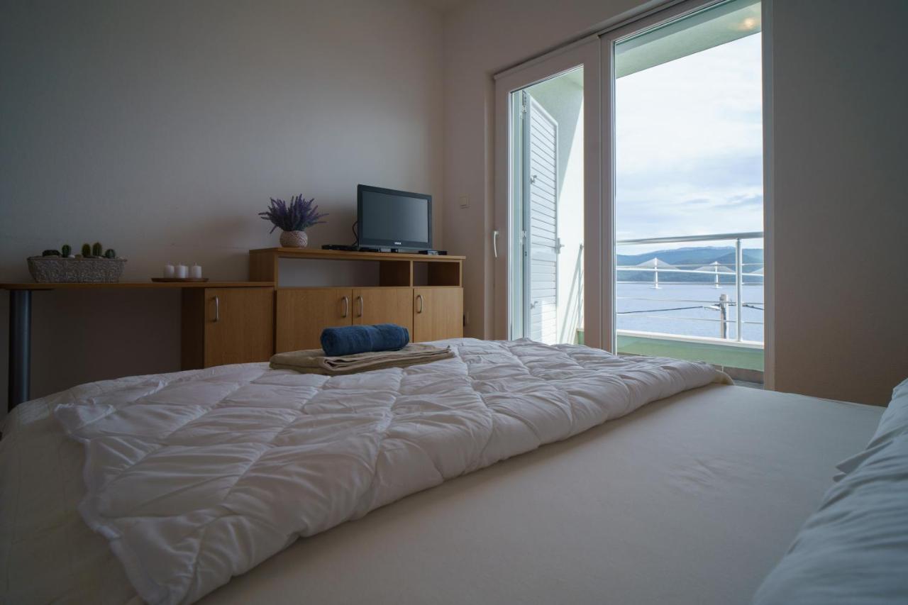 Apartment “Bel Ponte” קומרנה מראה חיצוני תמונה